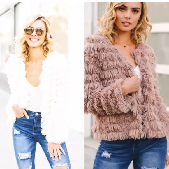 For Spring! Feathery  jacket in taupe. - Picture 2 of 8